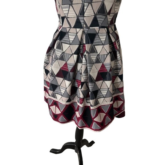 PINKYOTTO New York Patterned A Line Dress Sz S - Picture 6 of 7